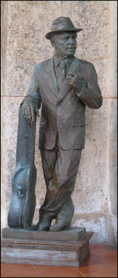 Statue